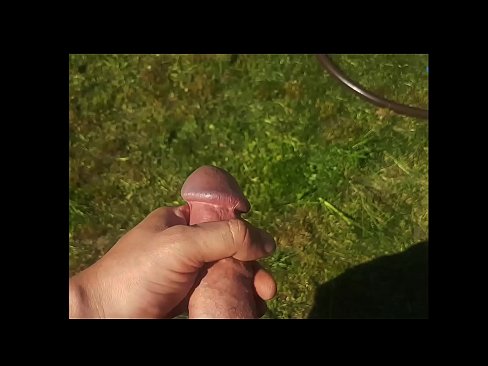 ❤️ Hot hottie gets her pink pussy fucked and cums with a squirt in a summer garden ❤️❌ Fucking video at en-us.loanworld.top ️❤