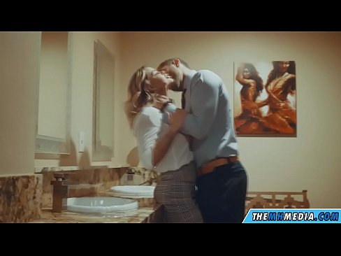 ❤️ When a busty blonde seduces you in a public restroom ❤️❌ Fucking video at en-us.loanworld.top ️❤
